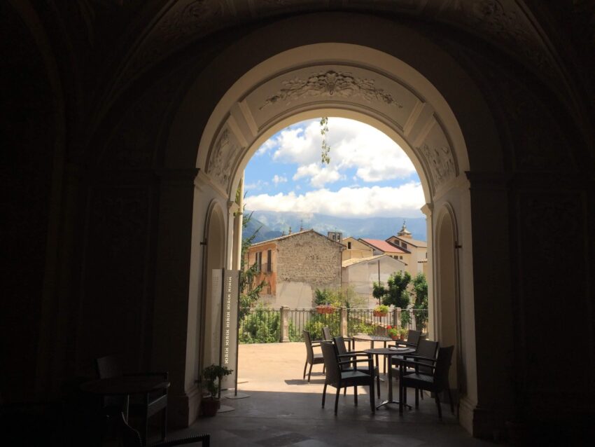 sulmona hidden corners